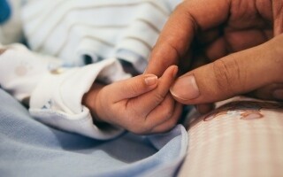 Обнаружена схема продажи новорожденных в Тенгеране